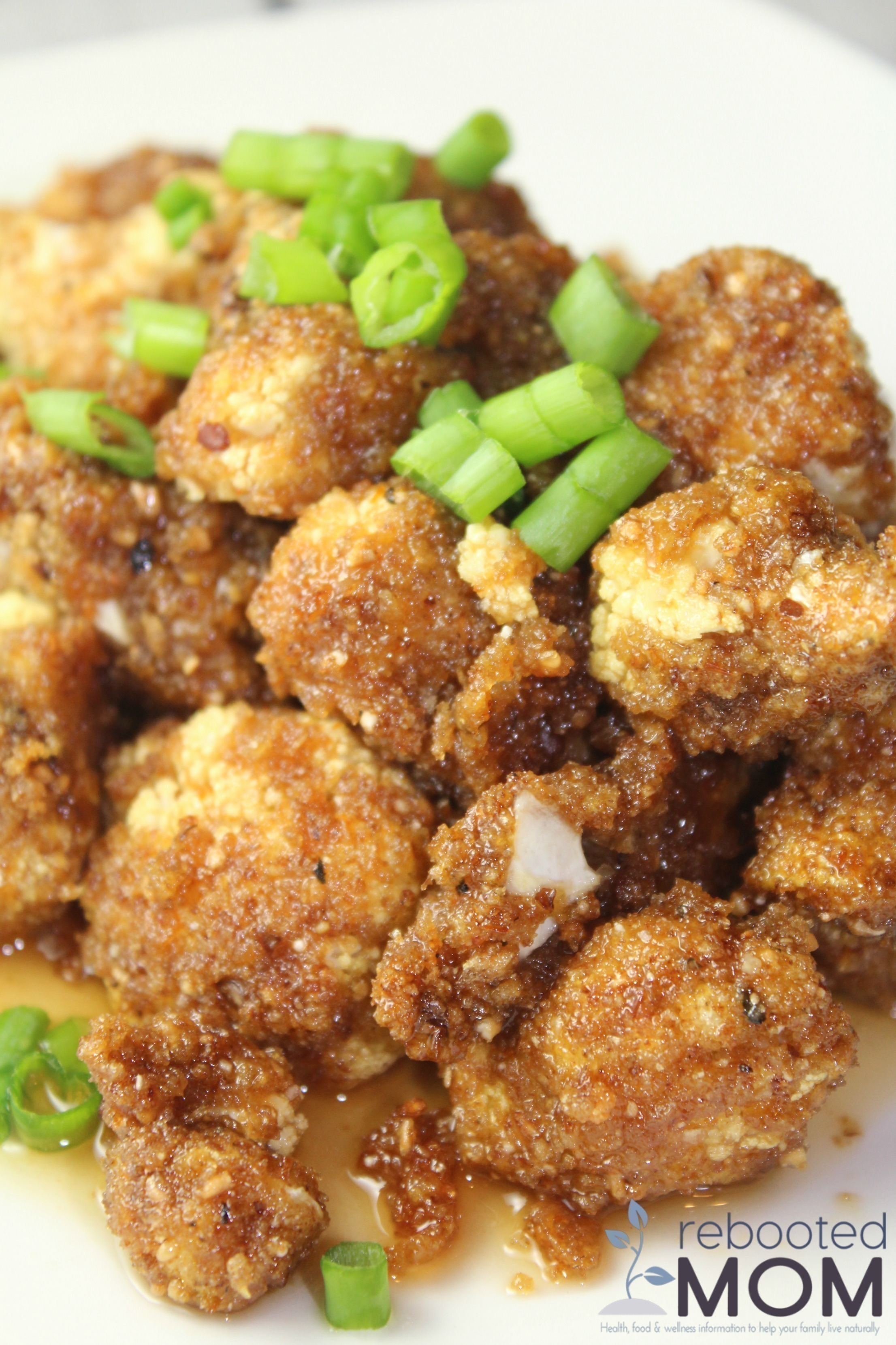This healthy honey garlic baked cauliflower comes together easily with simple ingredients and is perfect for a simple meatless meal option!