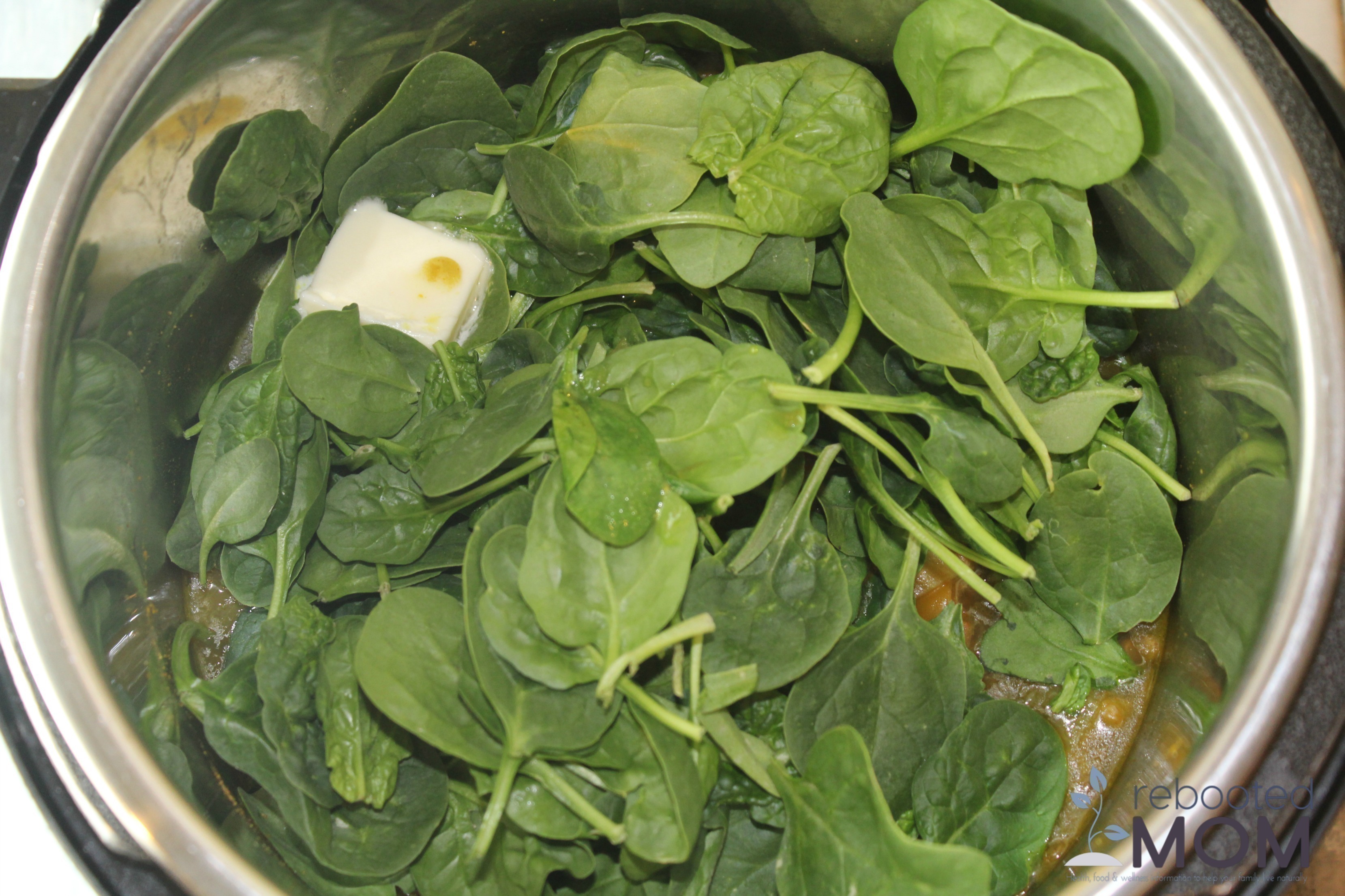 Everyday Lentil & Spinach Dal {Instant Pot}