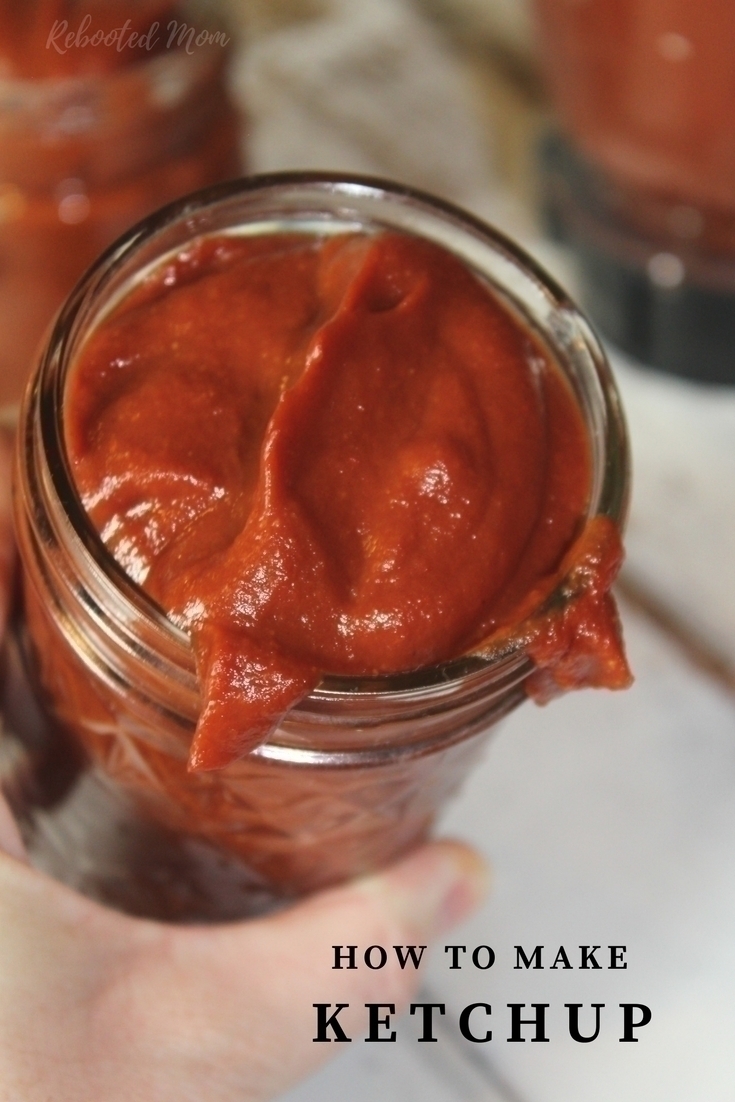 An easy recipe for homemade ketchup without high fructose corn syrup and additives.