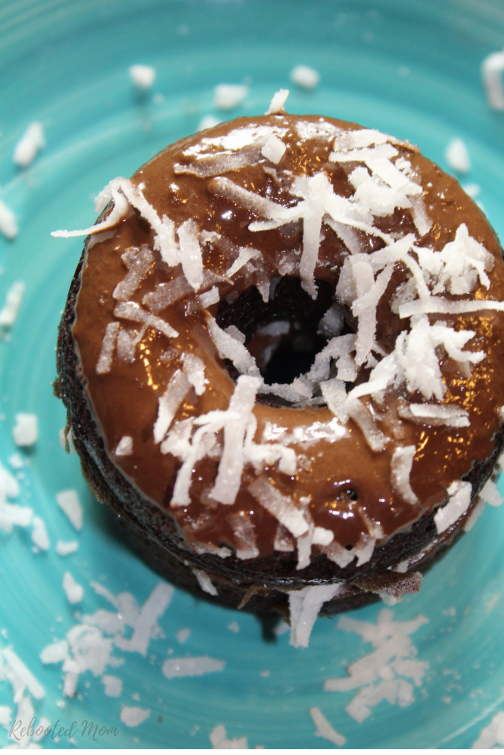 A homemade chocolate donut recipe that is grain free, gluten free, and refined sugar free - they are SO rich and decadent!