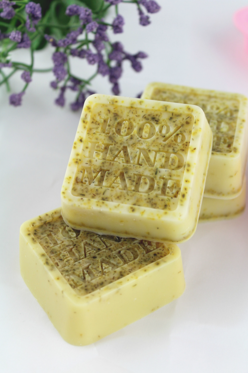 This Lavender Chamomile Soap is the perfect way to relax after a long day - whip up as gifts for Mother's Day or Teacher Appreciation & more.