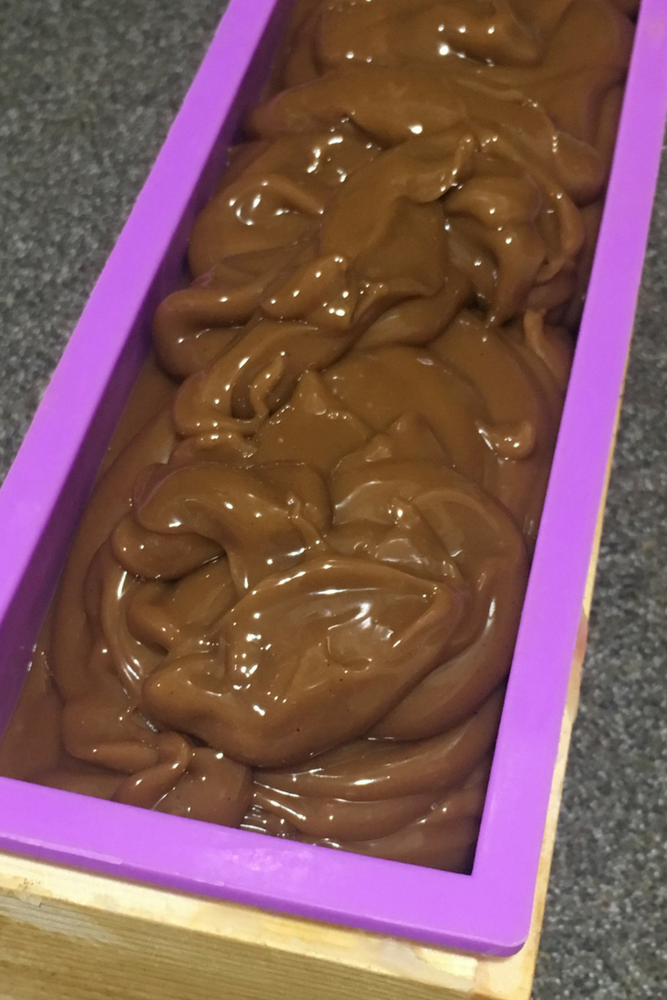This coffee and cocoa cold processed soap smells like freshly brewed mocha coffee and lathers beautifully! #cpsoap #coldprocessedsoap #soapmaking #coffee #coffeesoap