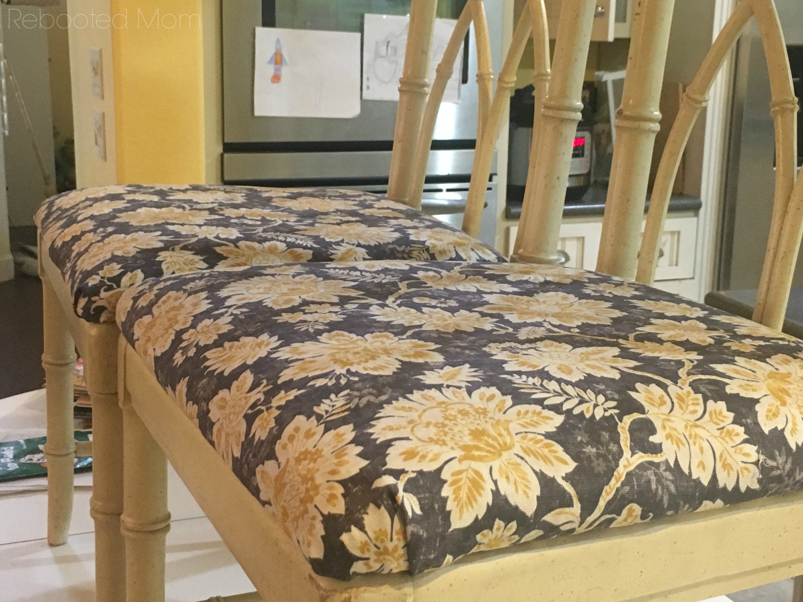 With a little DIY know-how, and a few simple supplies and tools, you can transform ugly dining chairs into beautiful pieces. Here's how to recover chair seat cushions yourself.