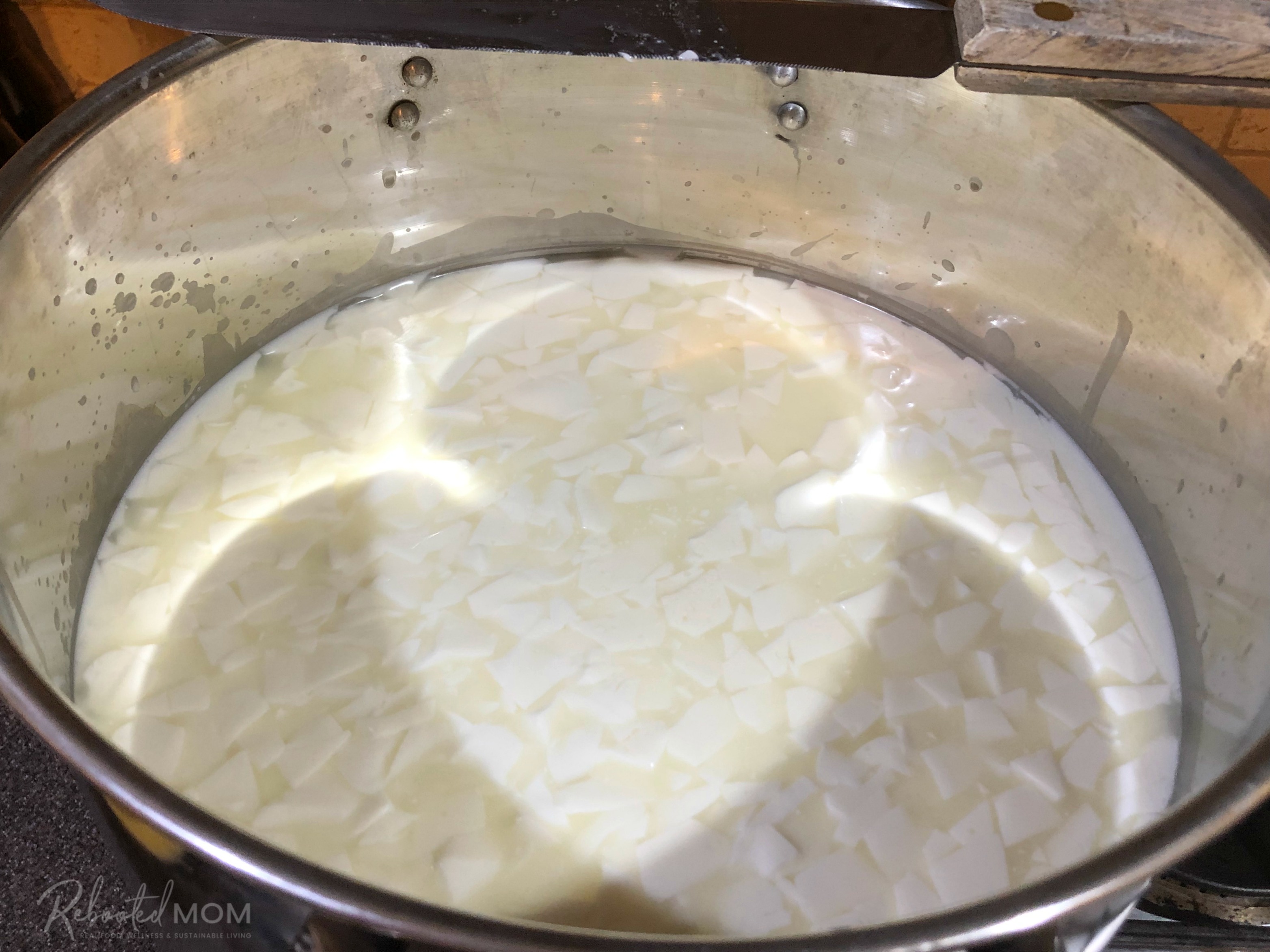 Monterey Jack Cheese - cut the curd