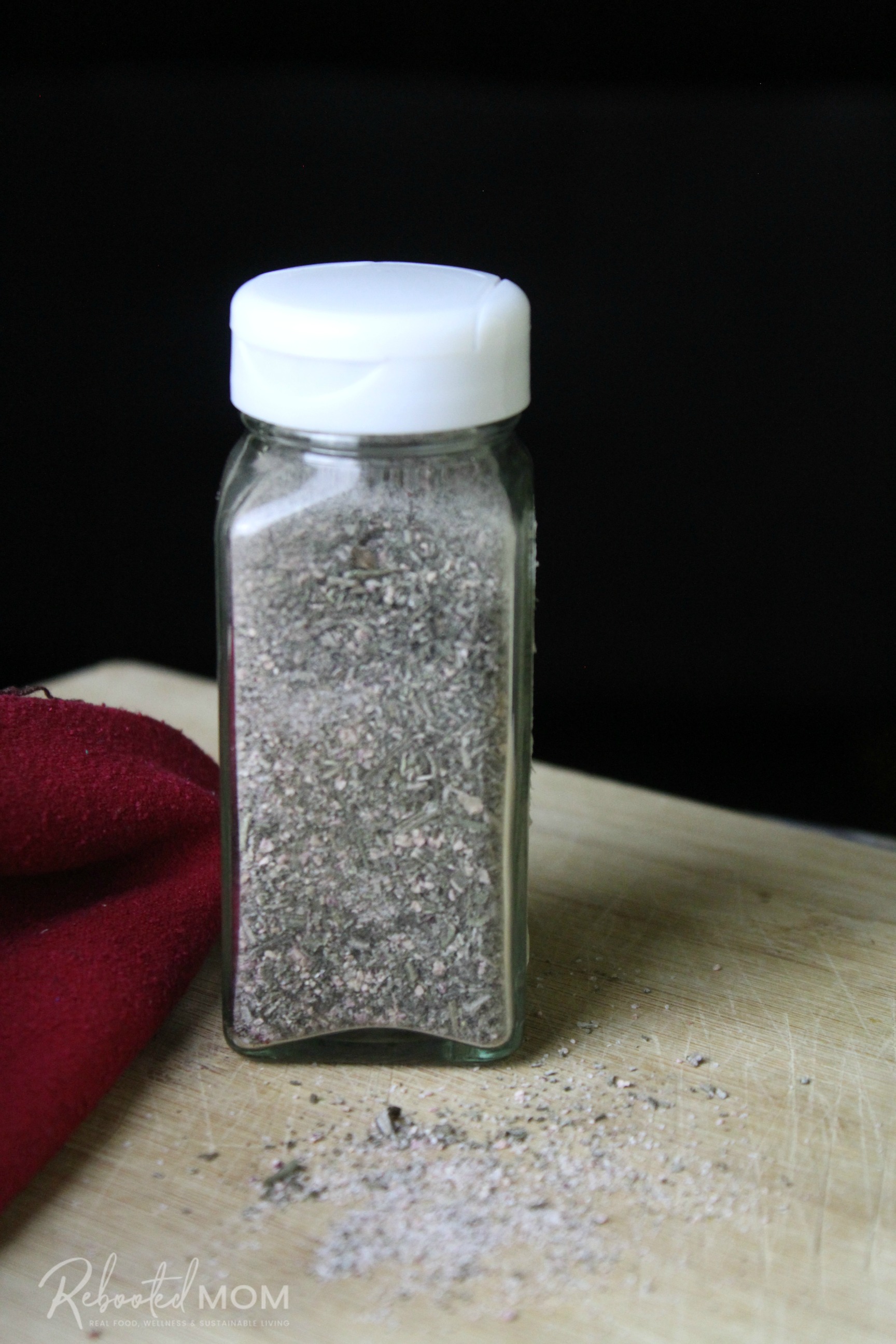 Radish and Rosemary Salt \ Rosemary Radish Veggie Salt is a simple and creative way to use up your garden bounty and a delicious way to flavor your favorite summer foods!