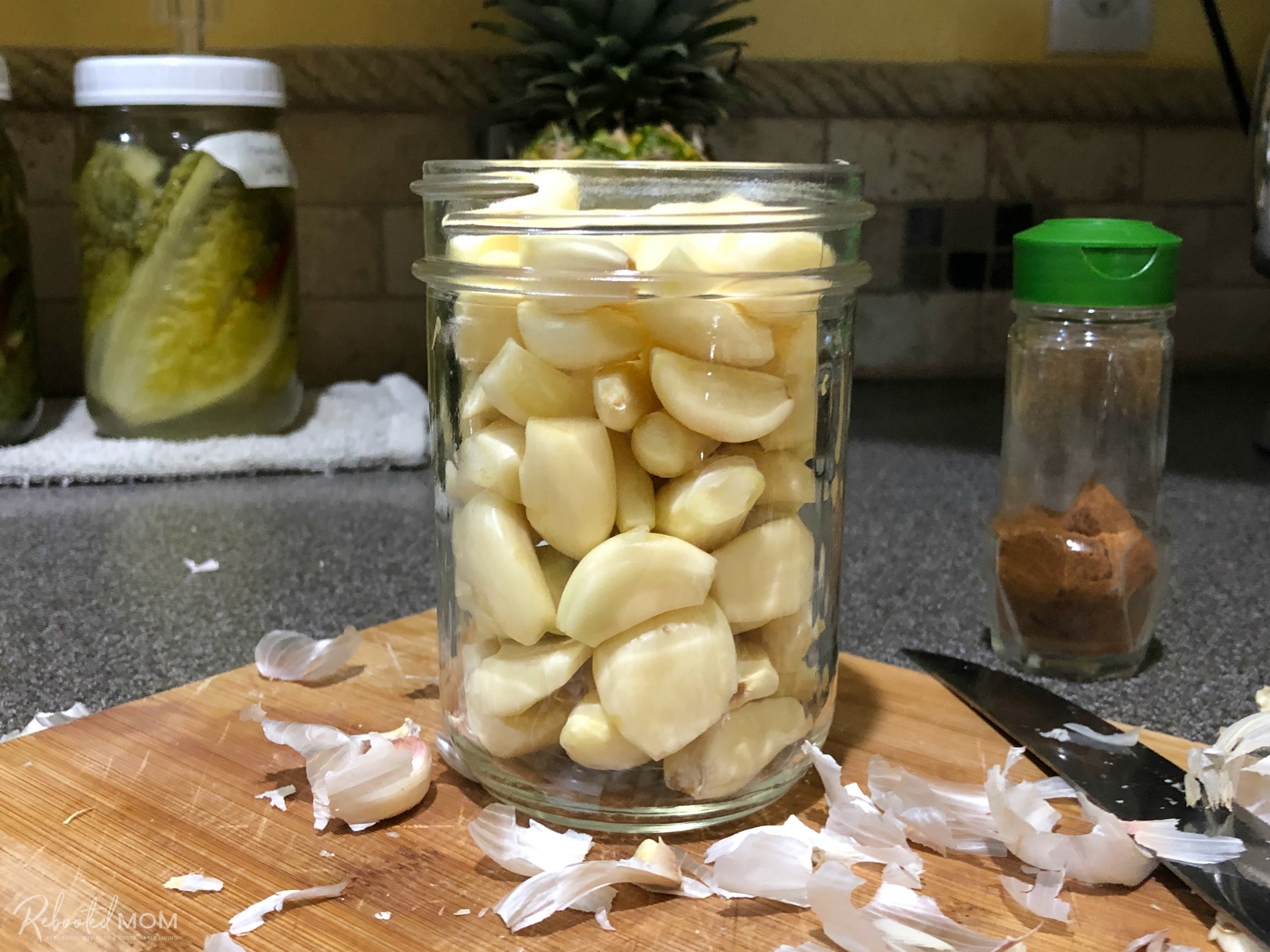 Garlic in a pint jar