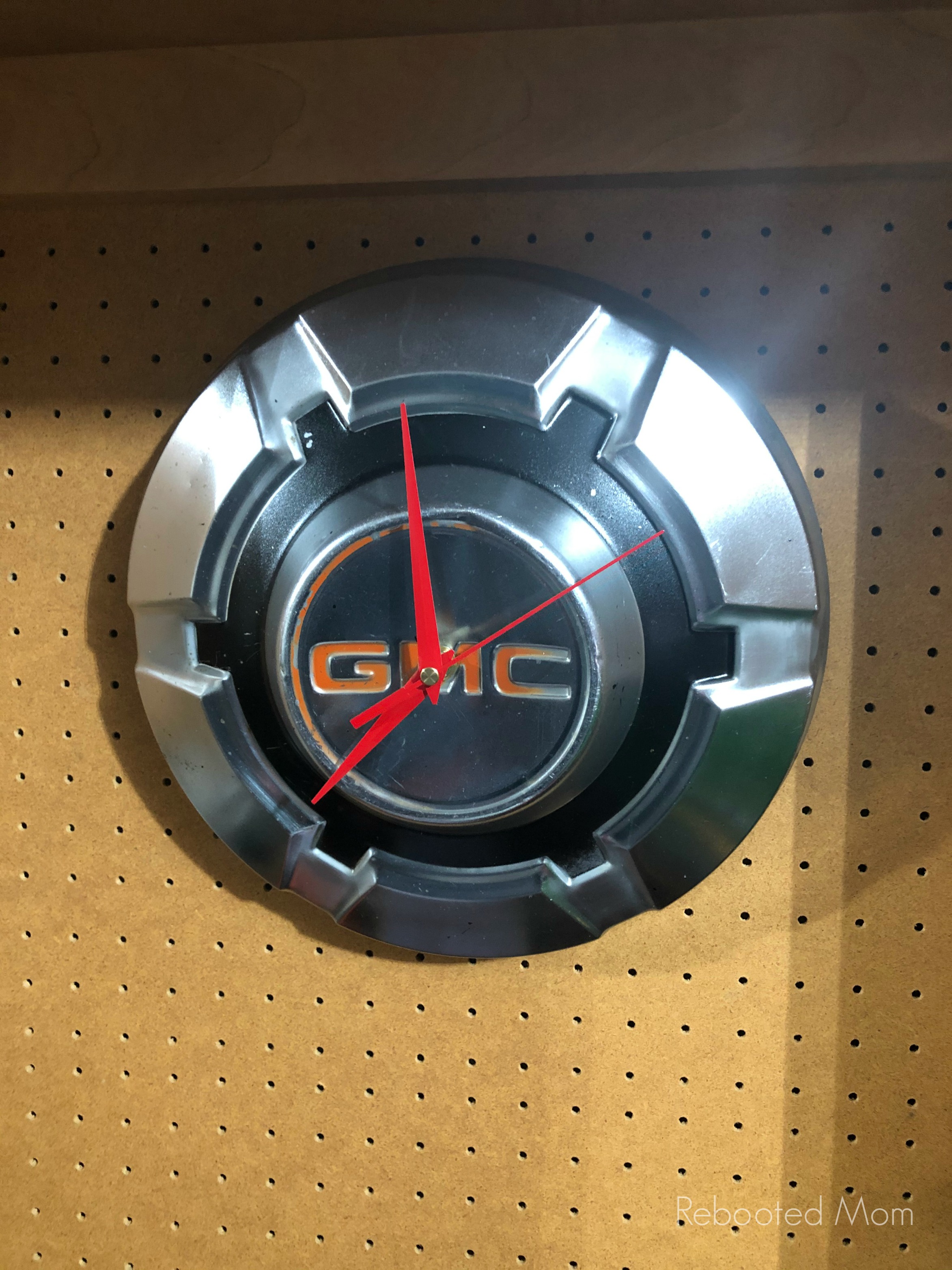 GMC Hubcap Clock