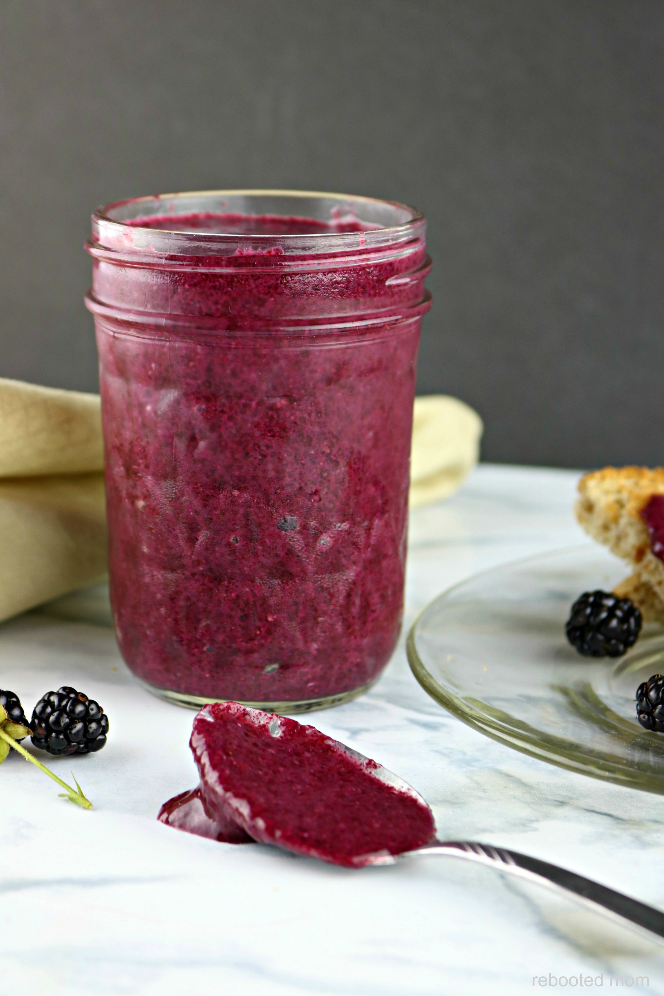 Blackberry Jelly with Chia
