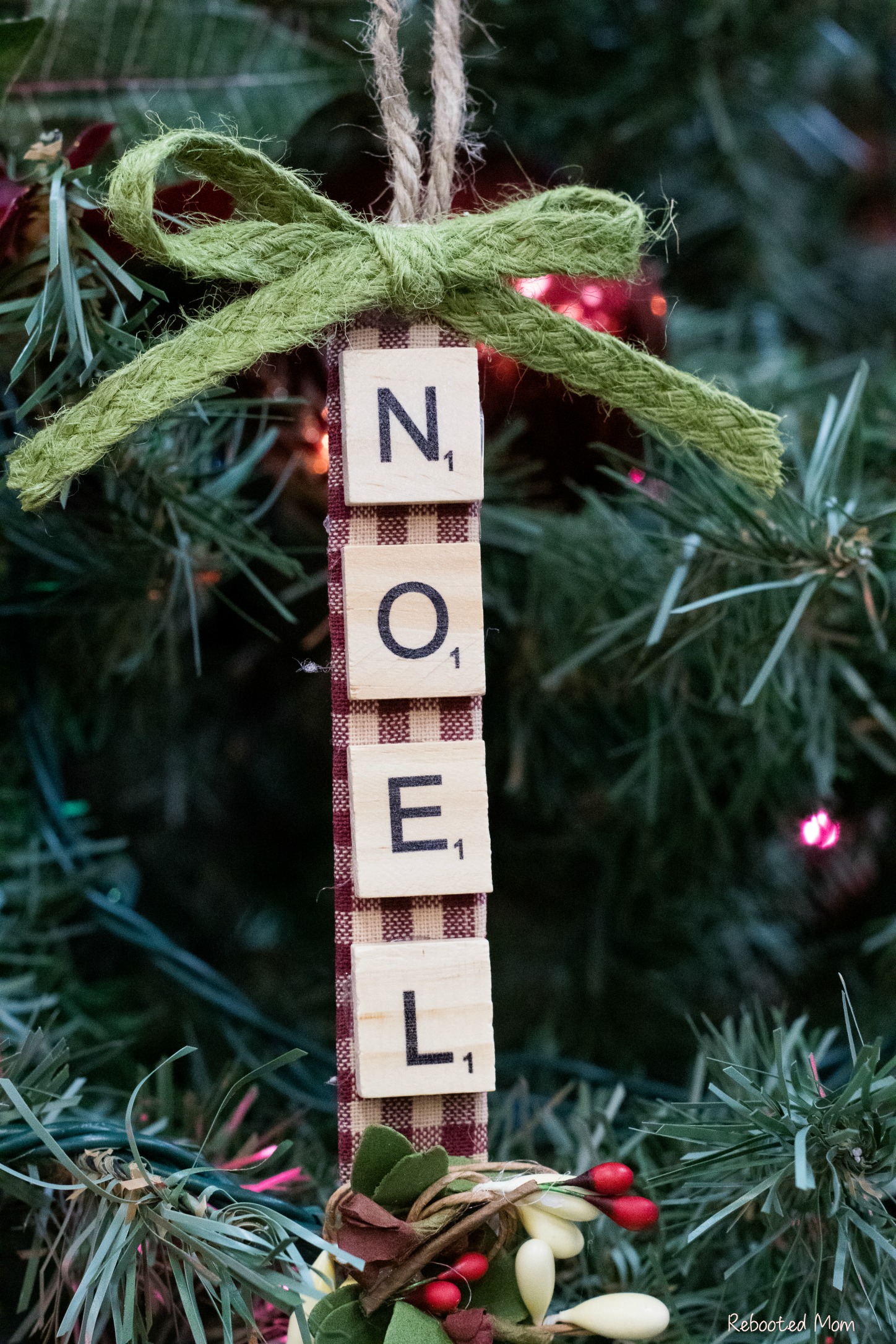 DIY Scrabble Tile Ornament