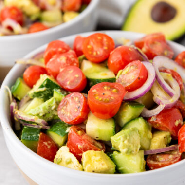 Avocado Salad- an equally beautiful and delicious treat to welcome the hot summer weather, perfect to serve as a side or as a light dinner meal that's healthy and easy!