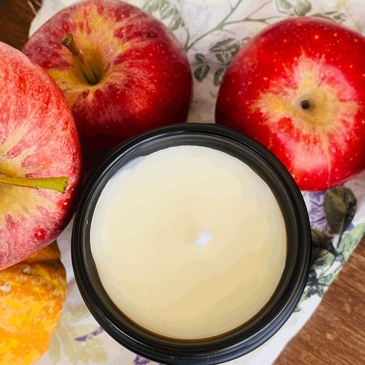 Caramel Apple 8 oz Tallow and Beeswax Candle - Gift Ready